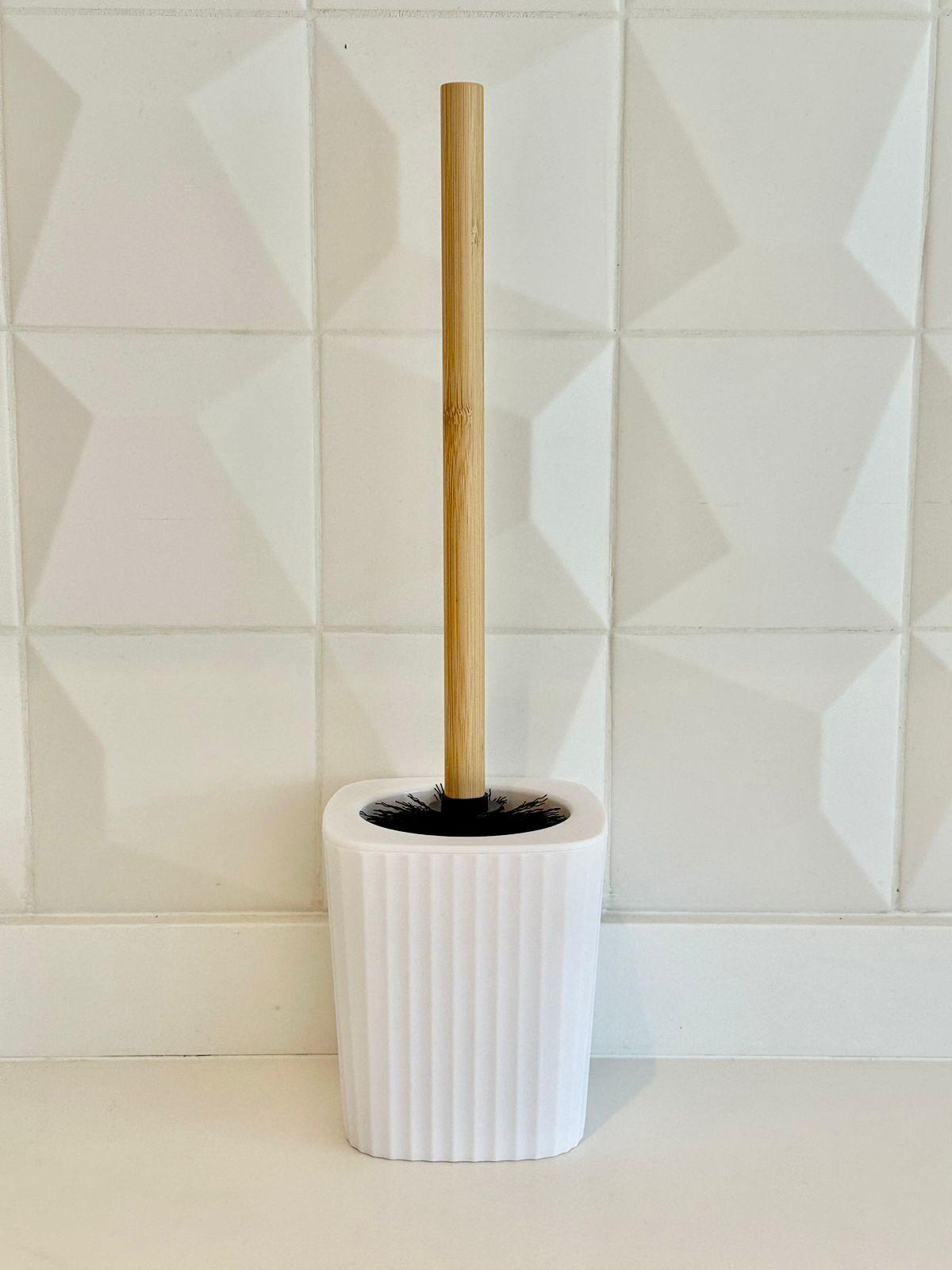 ESCOBILLA P/ BAÑO BLANCA MANGO BAMBU
