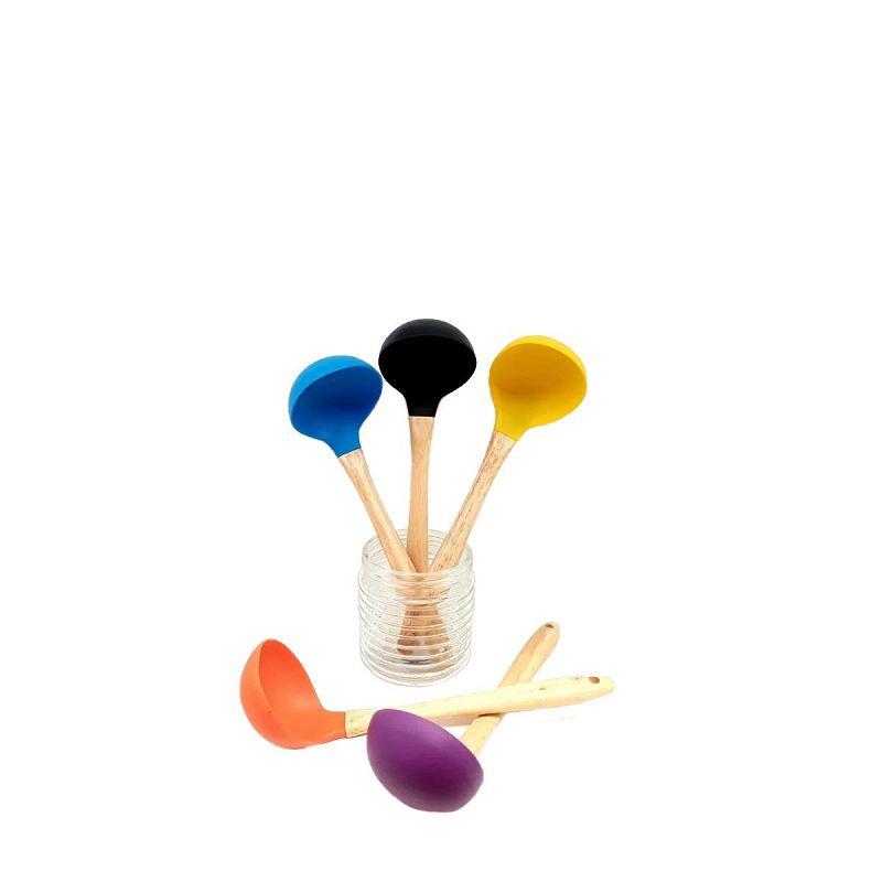 CUCHARON DE SILICONA MANGO MADERA